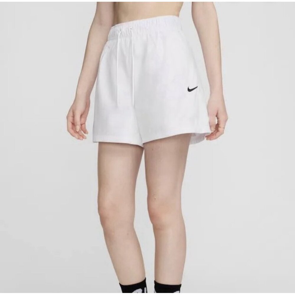 Nike Shorts Women's Small Sportswear Essential Repel Mesh Lined DM6760